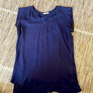 Pleione navy blue sleeveless blouse, sz M, high low back, loose fit.
